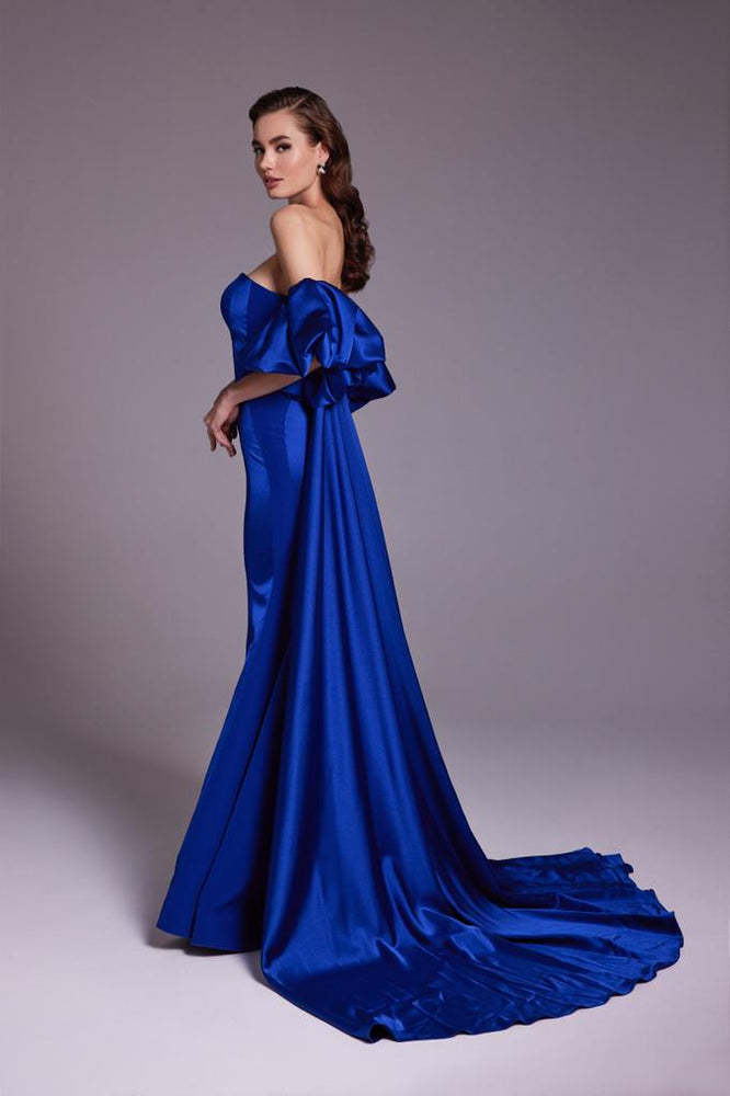 
                      
                        Nour Fathallah 526A
                      
                    
